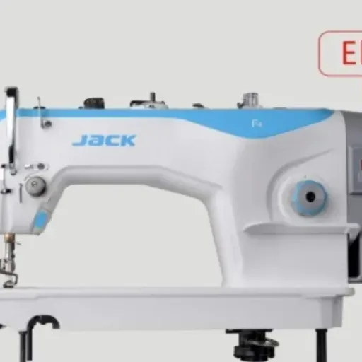 Test Jack F4 : la machine industrielle abordable qui passe du coton au jean sans broncher